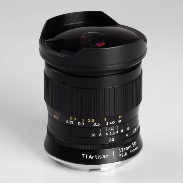 Объектив TTartisan 11 мм F2.8 для Canon EOS R [Full frame]